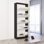 Pantofar Leo 70x27x203H cm